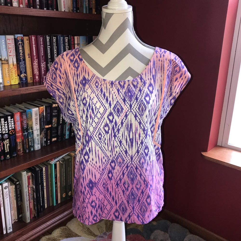 American Eagle Ombre Aztec Blouse Size Medium